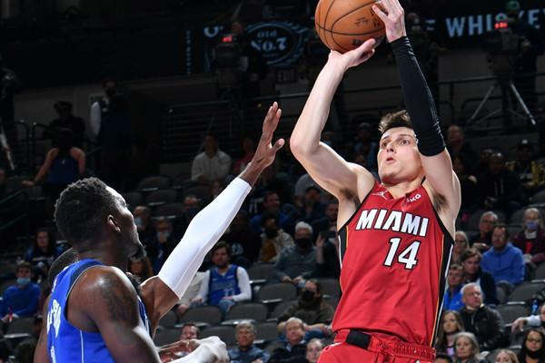 烈竞争中 烈竞争中