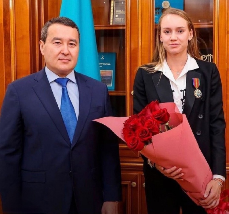 在现代足球 在现代足球