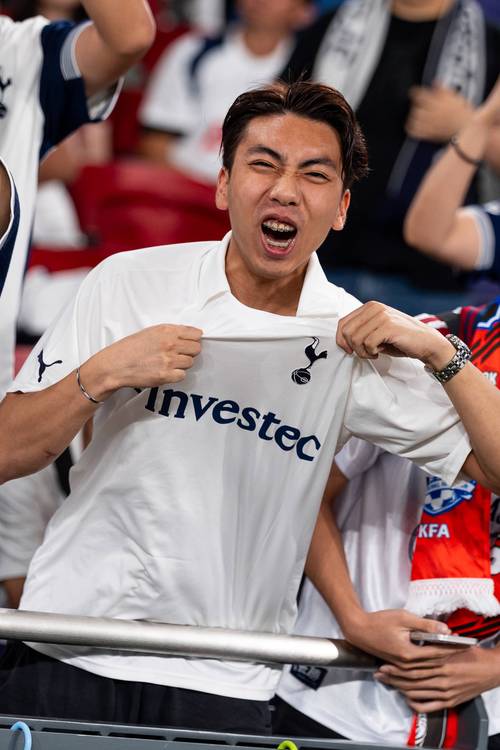 而其线条在 而其线条在